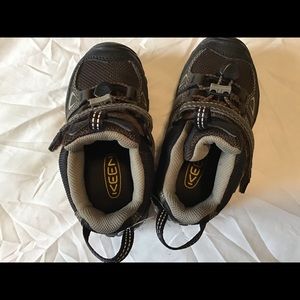 Keen toddler shoes